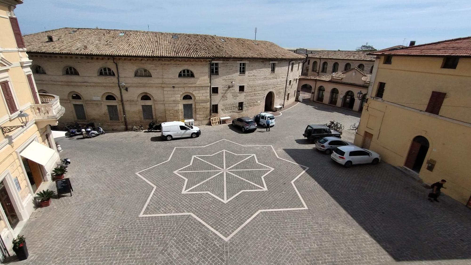 Palazzo Cavalletti - Appartamenti Nel Cuore Di 西尼加利亚 外观 照片
